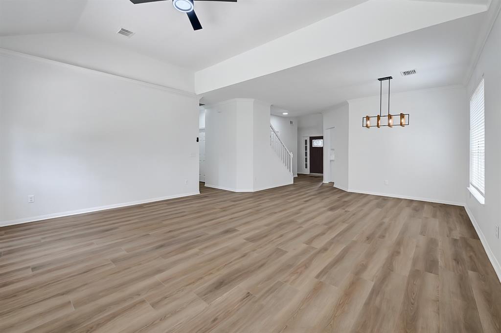 2918 Linda Drive, Pearland, Texas image 16