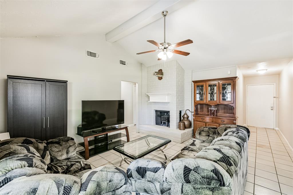 23310 Berry Pine Drive, Spring, Texas image 19