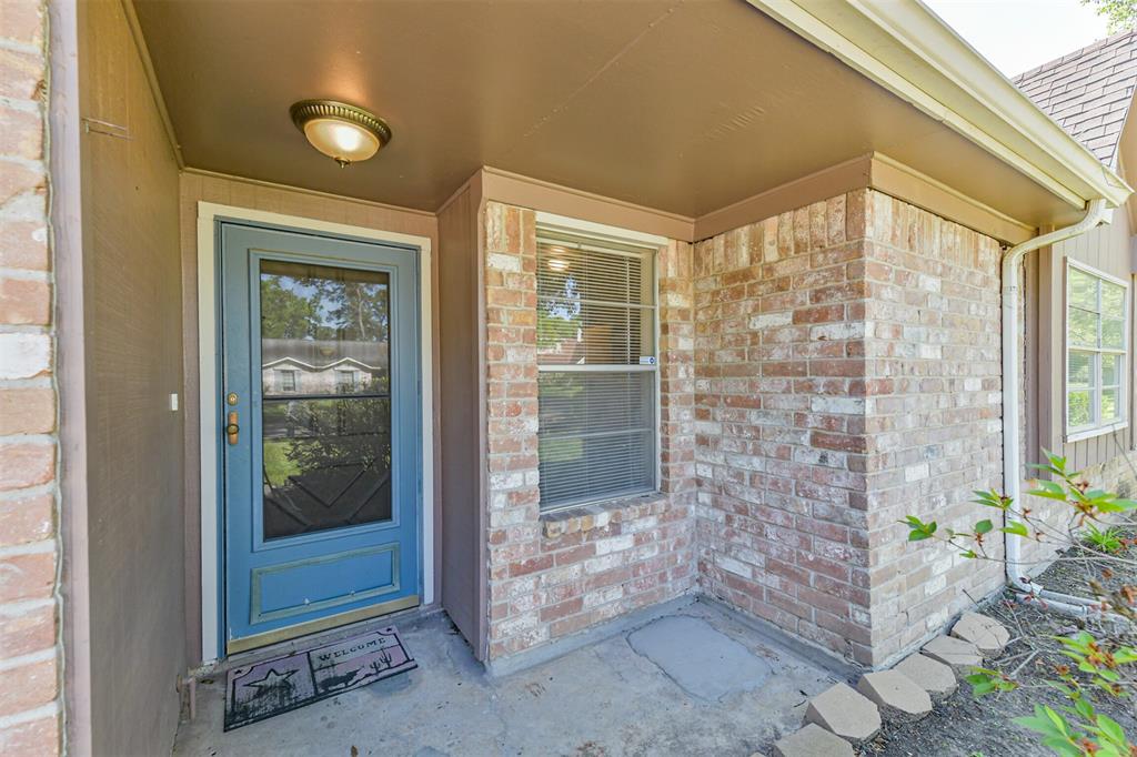 23310 Berry Pine Drive, Spring, Texas image 4