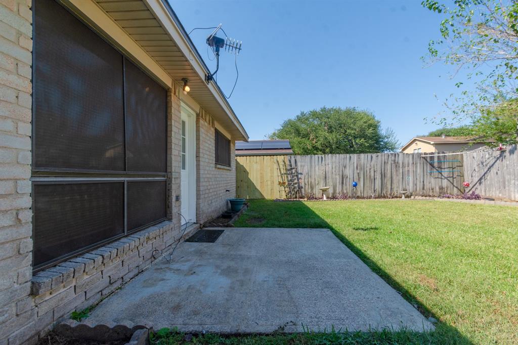 9809 Sparrow Street, La Porte, Texas image 31