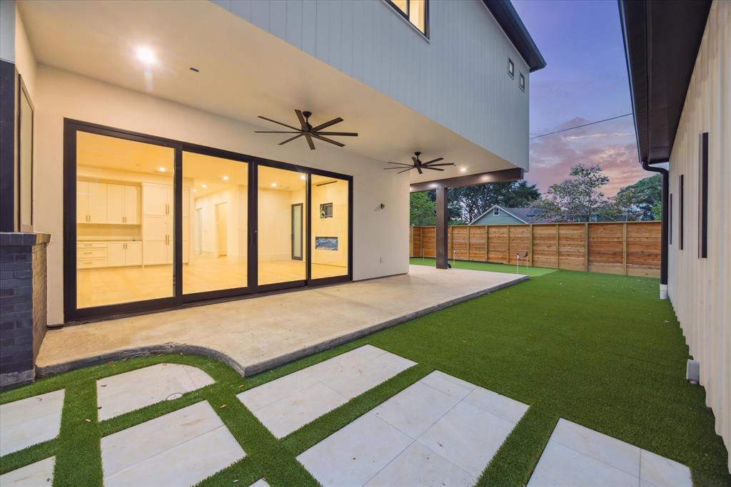 1550 Gardenia Drive, Houston, Texas image 33