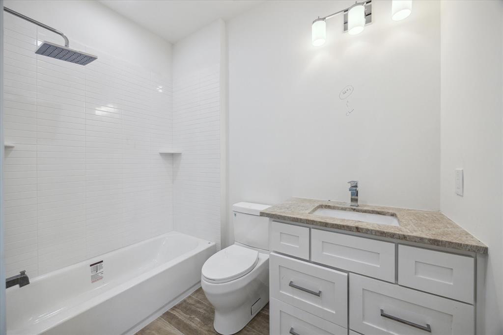 1550 Gardenia Drive, Houston, Texas image 24