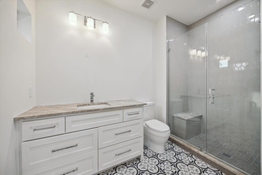 1550 Gardenia Drive, Houston, Texas image 22