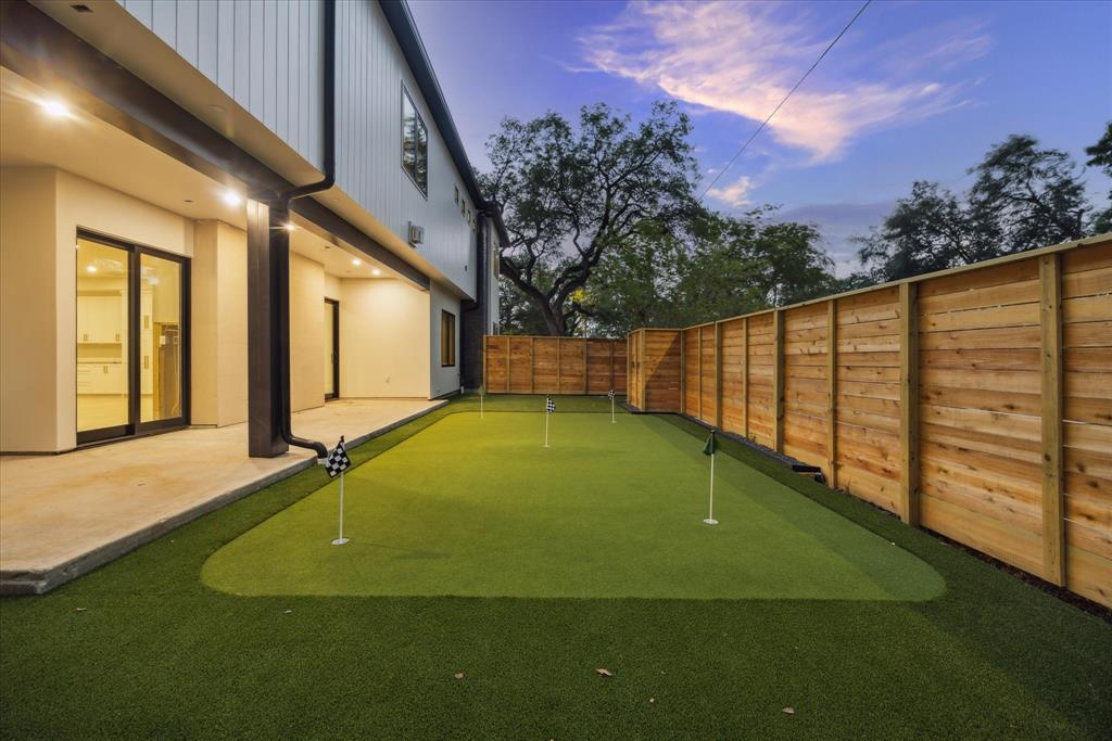 1550 Gardenia Drive, Houston, Texas image 35