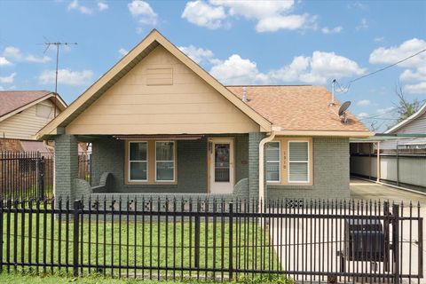 Single Family Residence in Houston TX 1310 Pearson Street.jpg