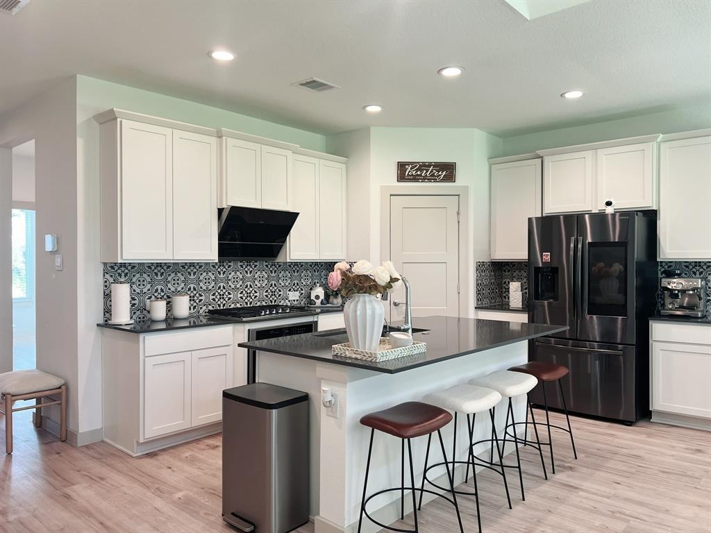 10023 Angelina Woods Lane, Conroe, Texas image 5