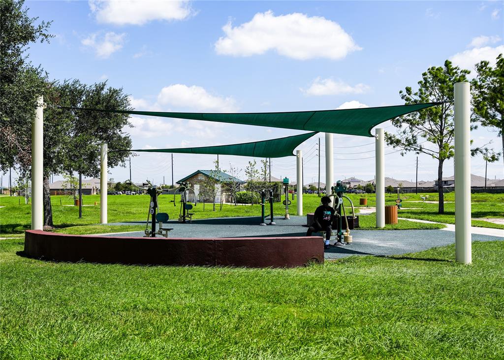 8027 Ecru Lane, Rosharon, Texas image 33