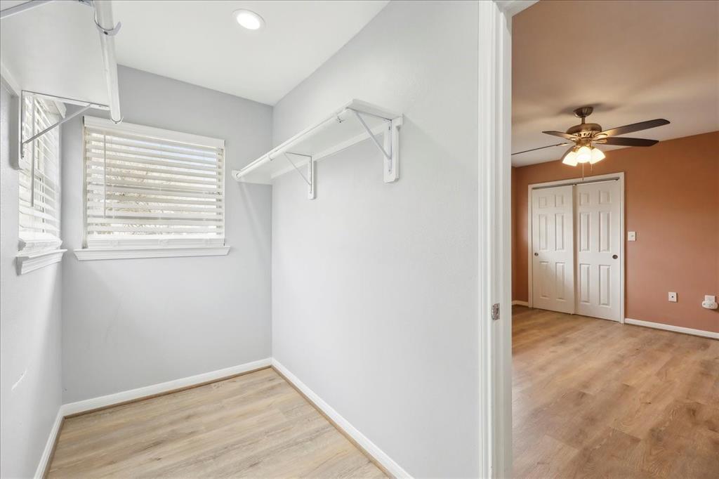 4760 Lanark Lane, Beaumont, Texas image 10