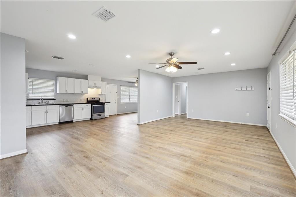 4760 Lanark Lane, Beaumont, Texas image 2