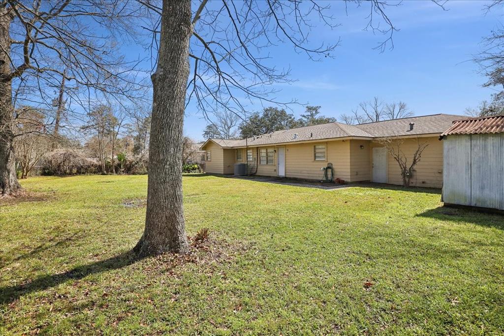 4760 Lanark Lane, Beaumont, Texas image 19
