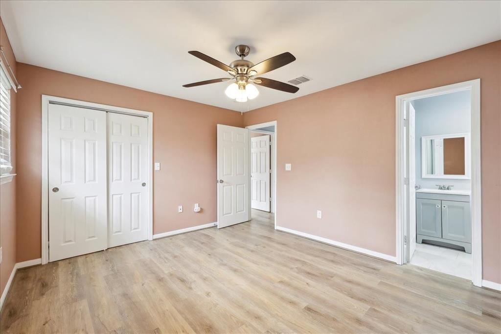 4760 Lanark Lane, Beaumont, Texas image 9