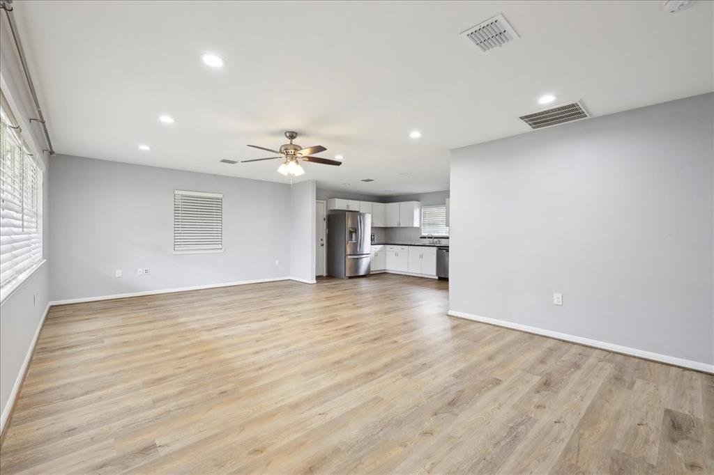 4760 Lanark Lane, Beaumont, Texas image 3