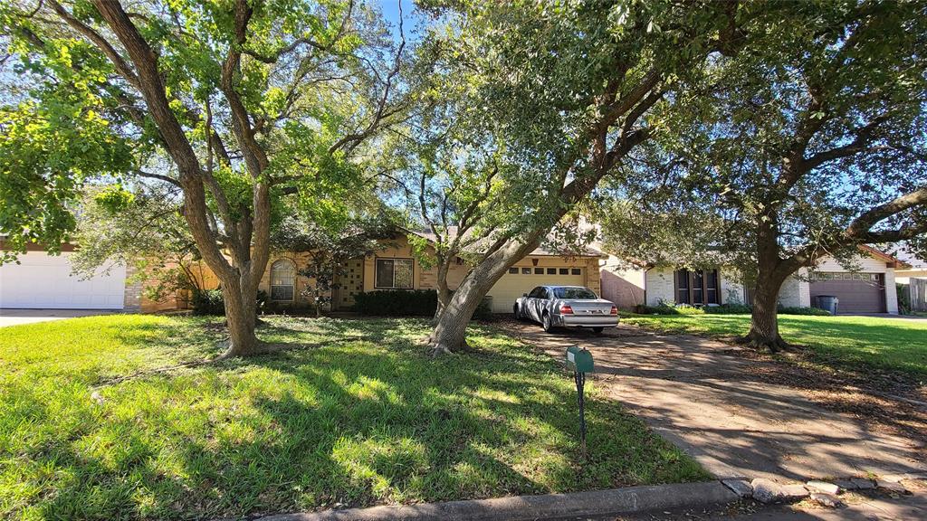 17110 Bougainvilla Lane, Friendswood, Texas image 1