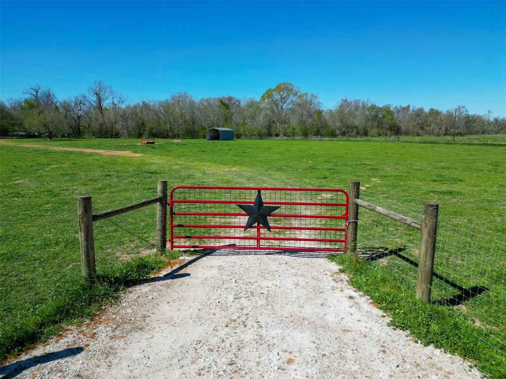 2589 Hartwell Road Rd, Brookshire, Texas image 1