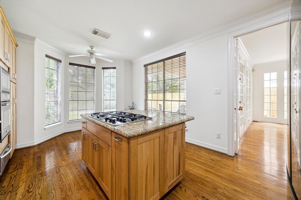 5553 Beverlyhill Street, Houston, Texas image 13