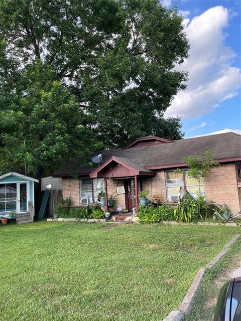 Multi Family in Houston TX 9816 Fulton St Street.jpg