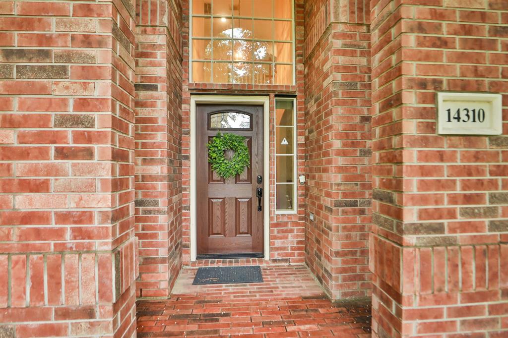 14310 Saint Pierre Lane