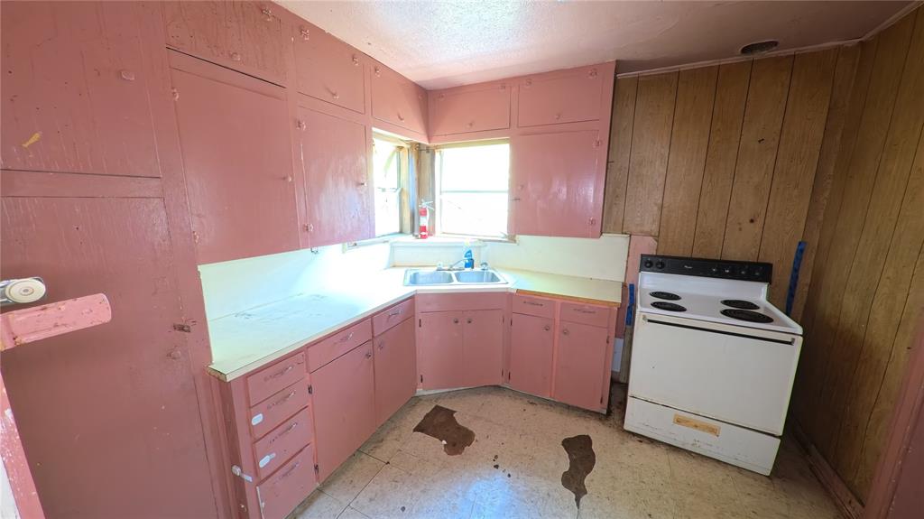 8215 Woodward Street, Houston, Texas image 8