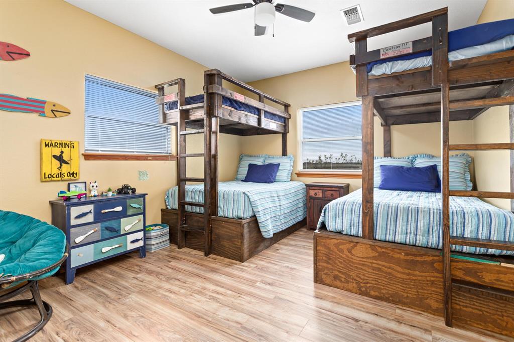 1216 Overton Avenue, Port Bolivar, Texas image 34