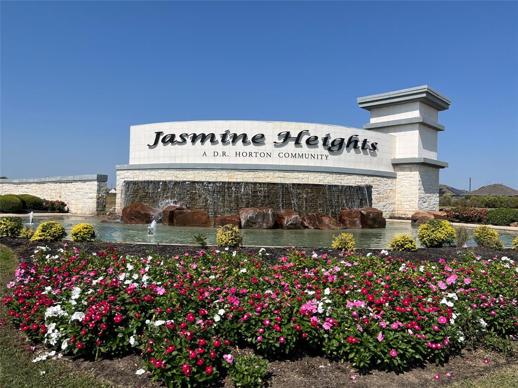 5623 Providence Green Court, Katy, Texas image 2