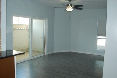 Condominium in Houston TX 2300 Augusta Drive 5.jpg