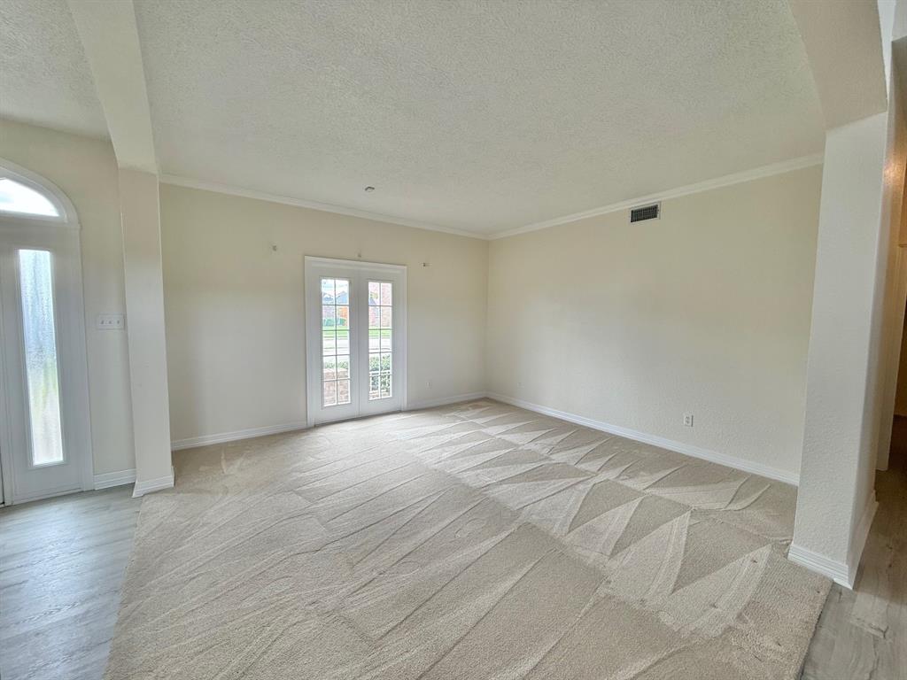 302 Buckingham Drive, Port Neches, Texas image 6