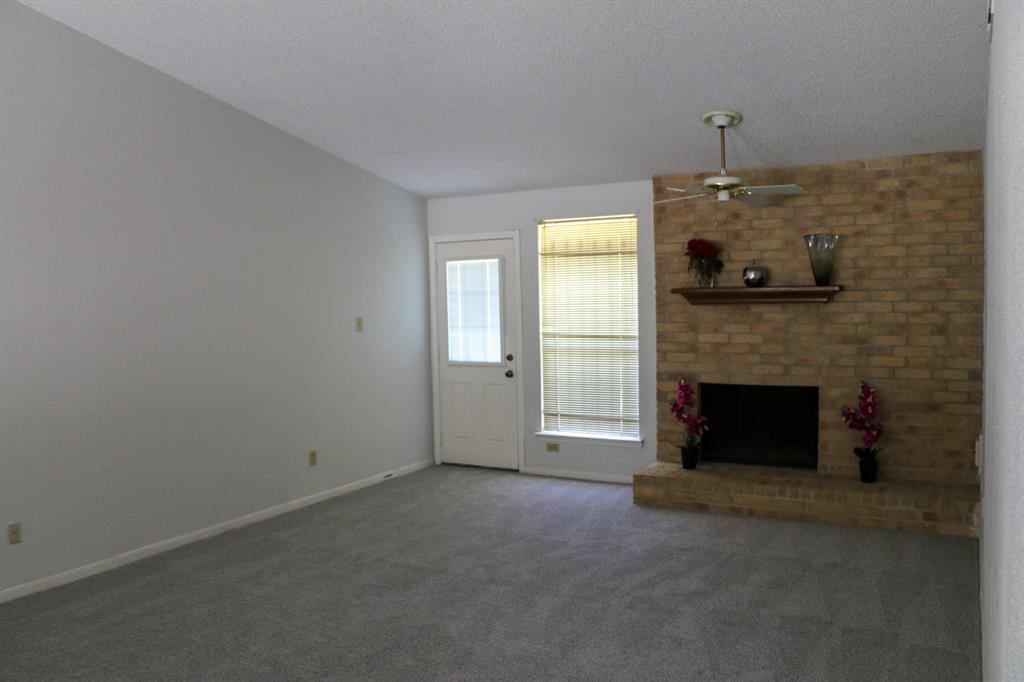 9922 Hibernia Drive