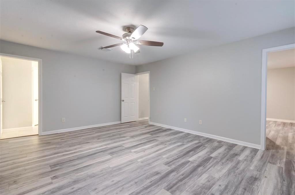 6403 Laurel Bush Lane, Sugar Land, Texas image 23