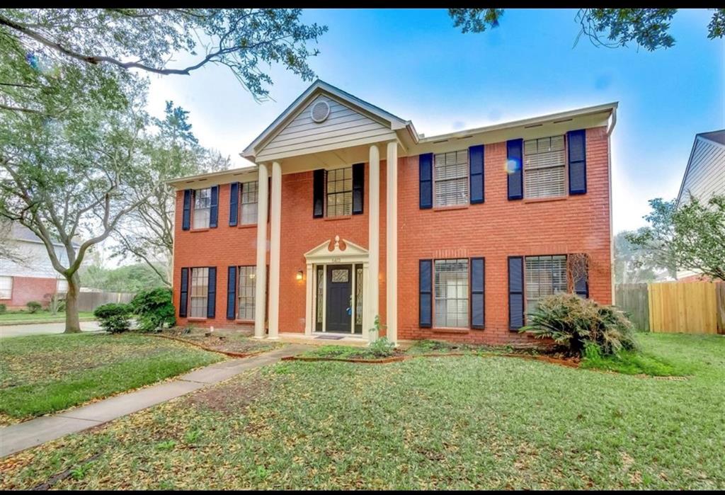 6403 Laurel Bush Lane, Sugar Land, Texas image 2
