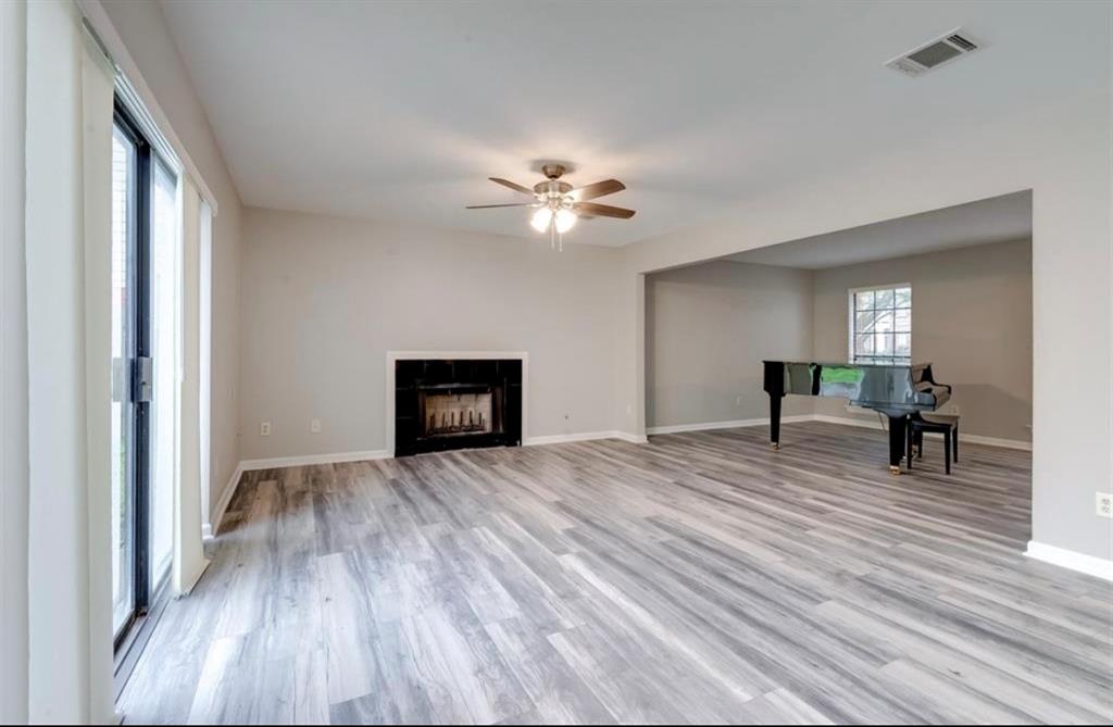 6403 Laurel Bush Lane, Sugar Land, Texas image 16