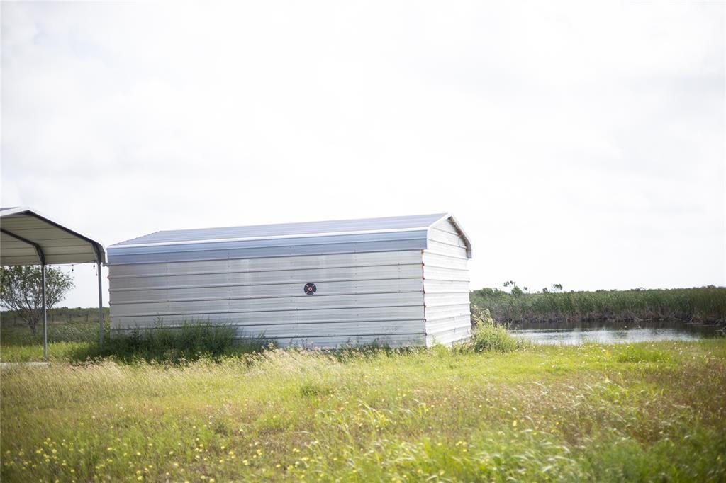 2757 Fairway Road, Angleton, Texas image 9