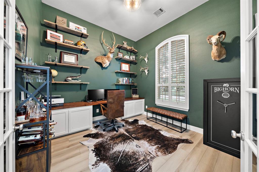 8442 Horsepen Bend Drive, Conroe, Texas image 20