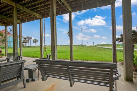 A home in Crystal Beach