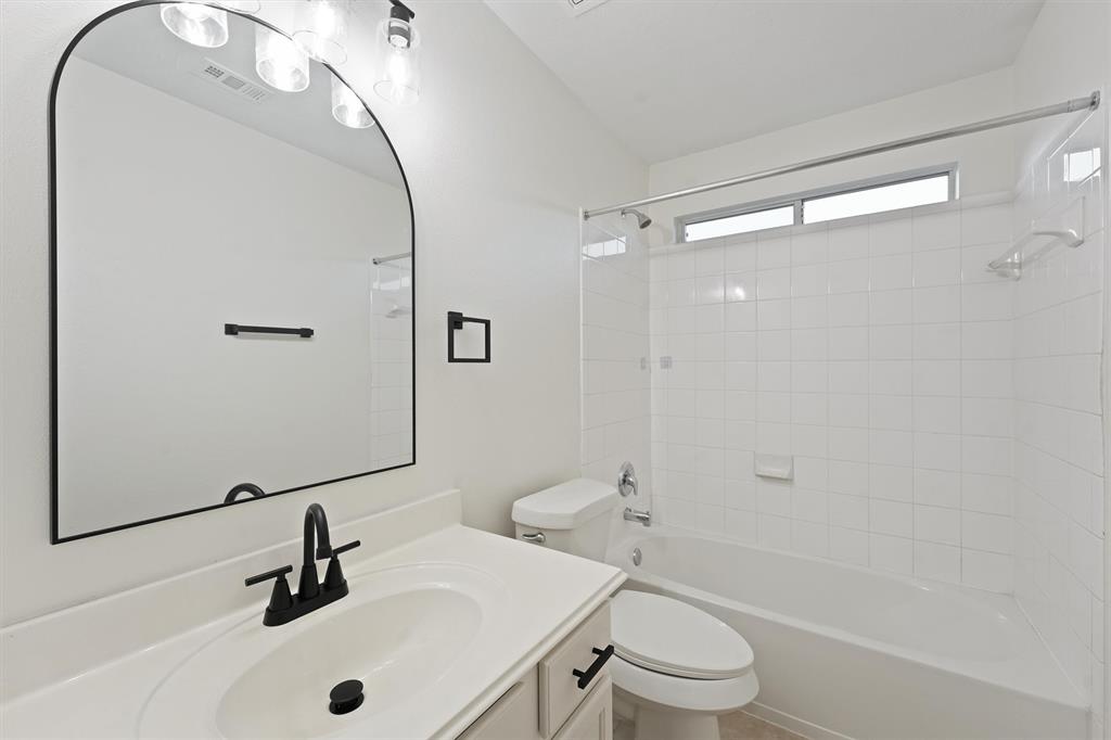 17314 Lake Clark Lane, Humble, Texas image 22