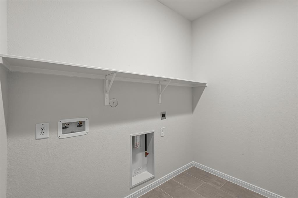 21726 Oakwood Drive, Waller, Texas image 17