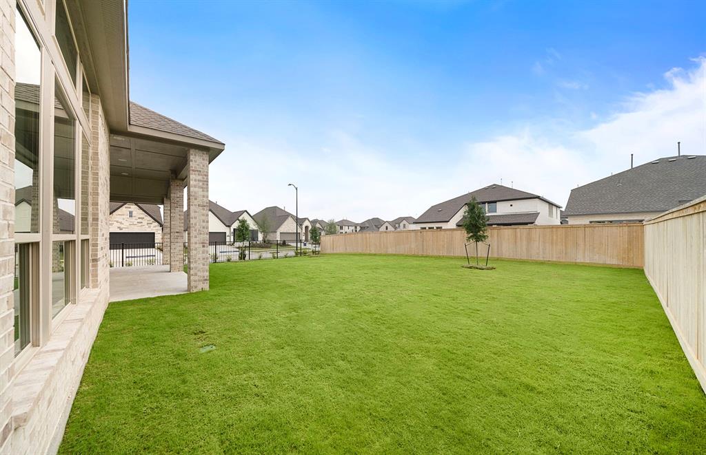 12410 Drifting Oakwood Lane, Cypress, Texas image 42