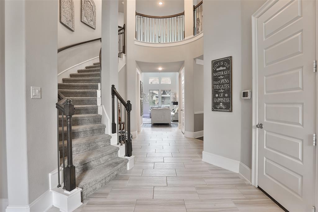 33580 Green Prairie Drive