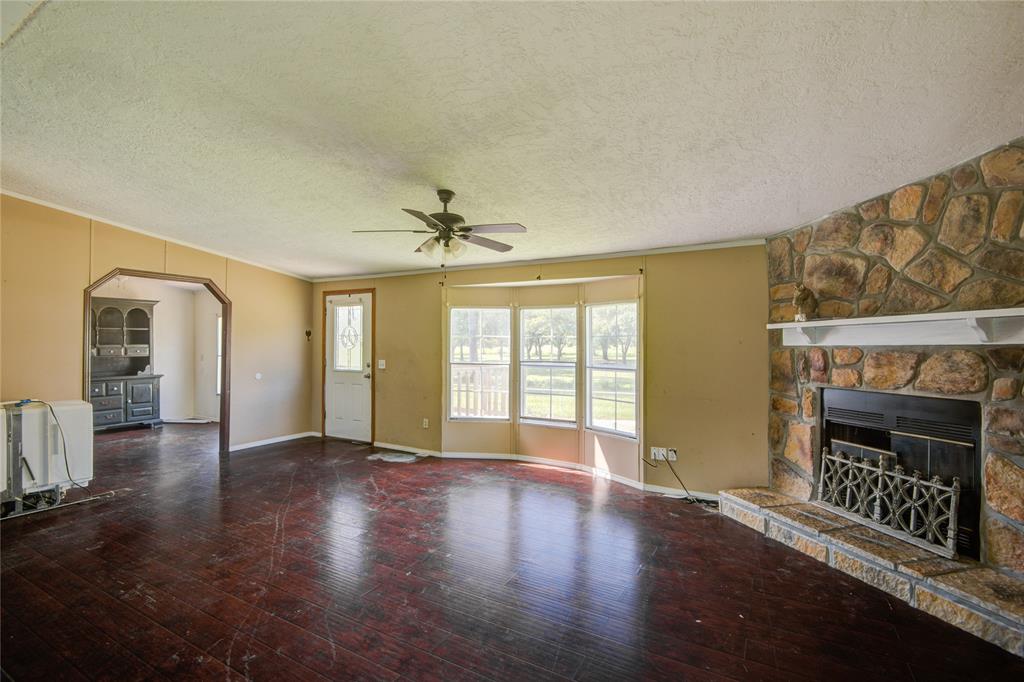 1380 Gifford Road, Angleton, Texas image 5