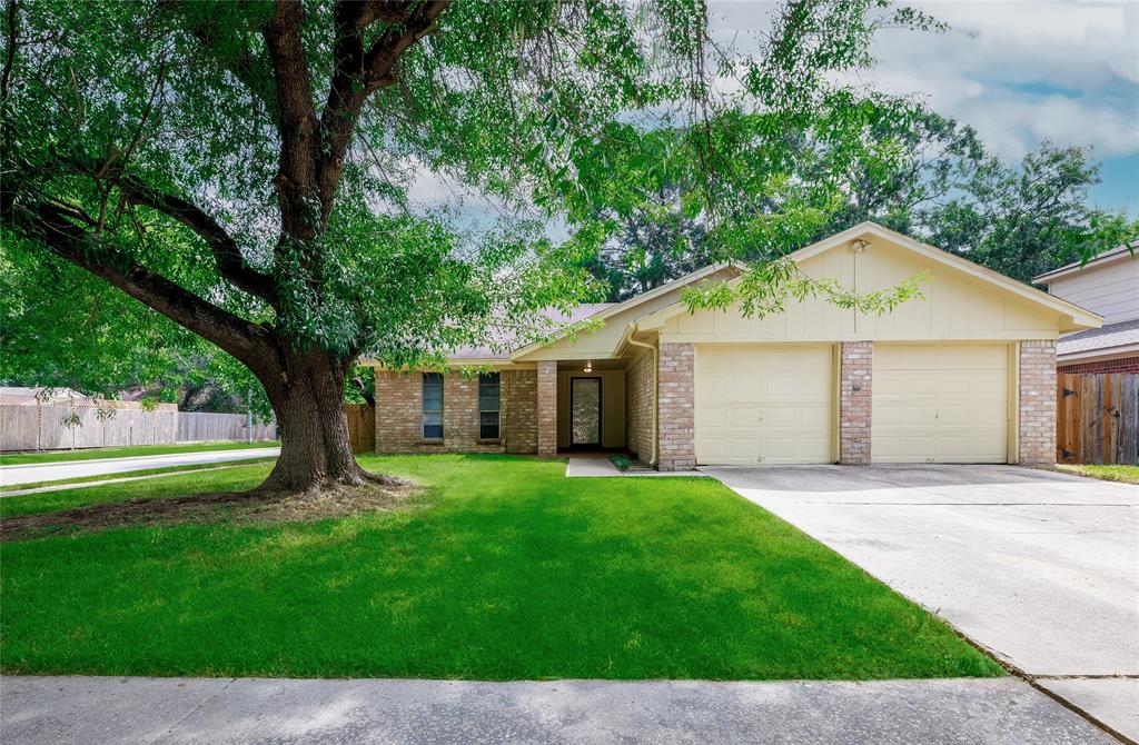 24050 Spring Briar Lane, Spring, Texas image 1