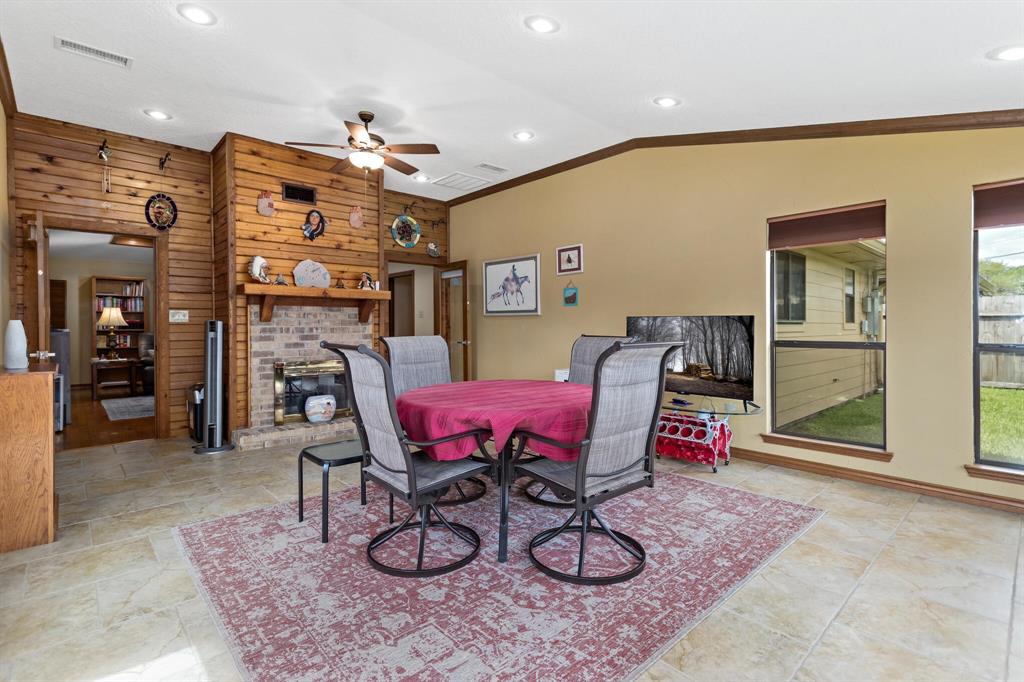 1168 Wildemeadow Drive, Beaumont, Texas image 4