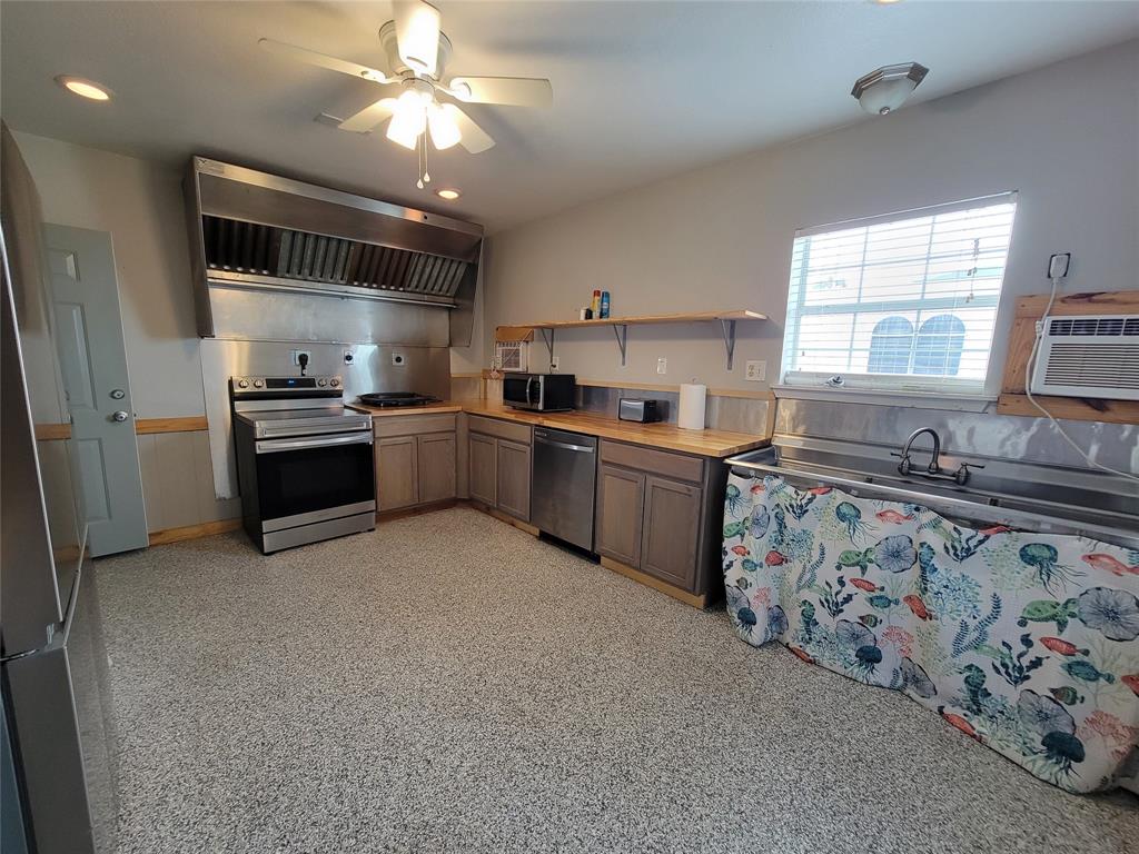143 Fm-2031, Matagorda, Texas image 18