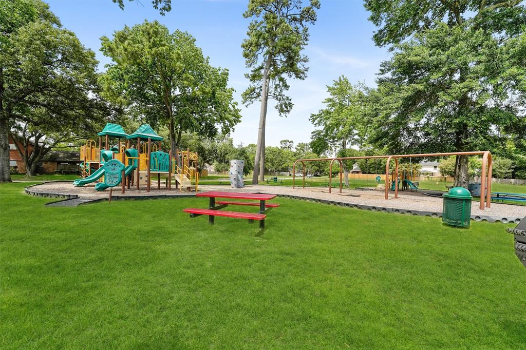 19042 Keyturn Lane, Humble, Texas image 32
