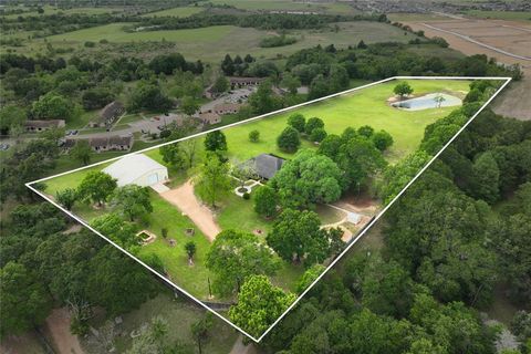 324 Howard Street Sealy TX 77474