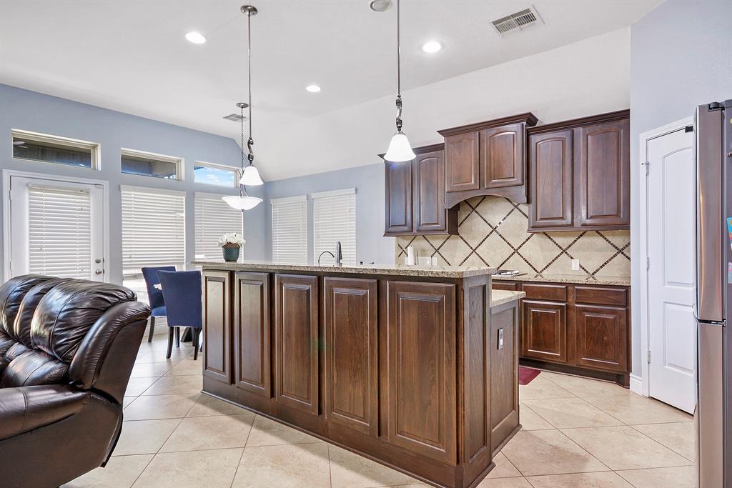 27815 Colonial Point Drive, Katy, Texas image 11