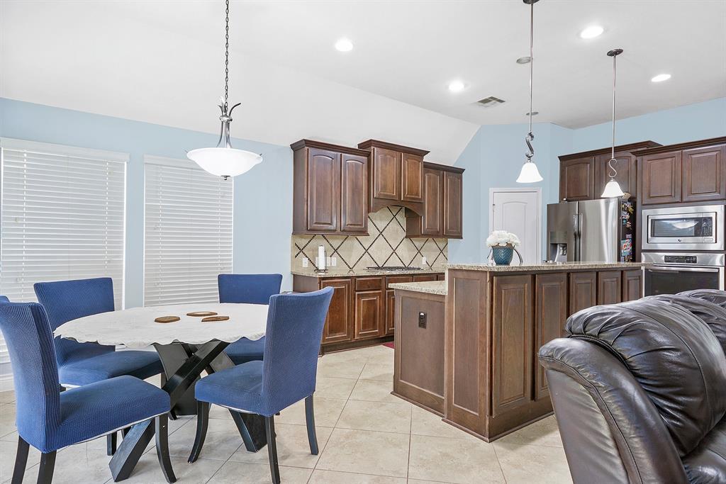 27815 Colonial Point Drive, Katy, Texas image 16