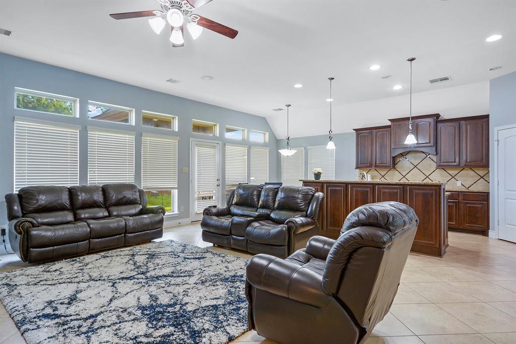 27815 Colonial Point Drive, Katy, Texas image 18
