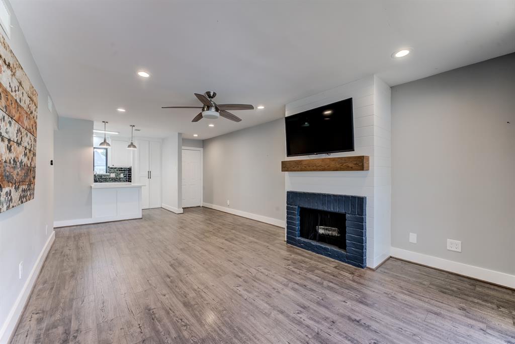 12100 Melville Drive 606