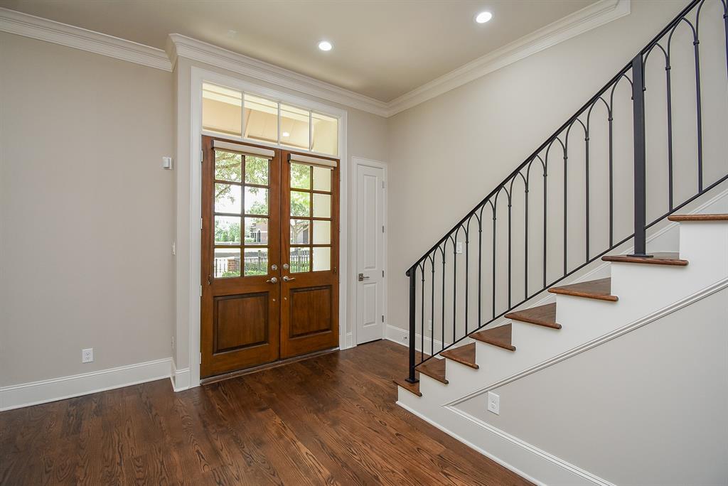 1114 Lake Pointe Parkway