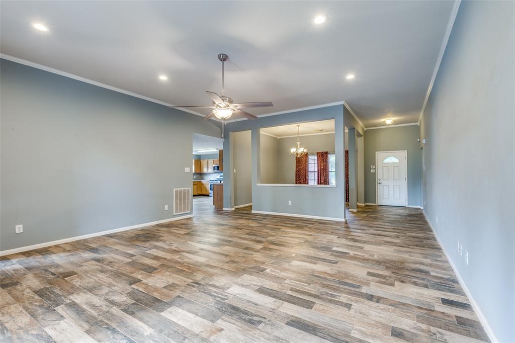 835 Victoria Lakes Drive, Katy, Texas image 7