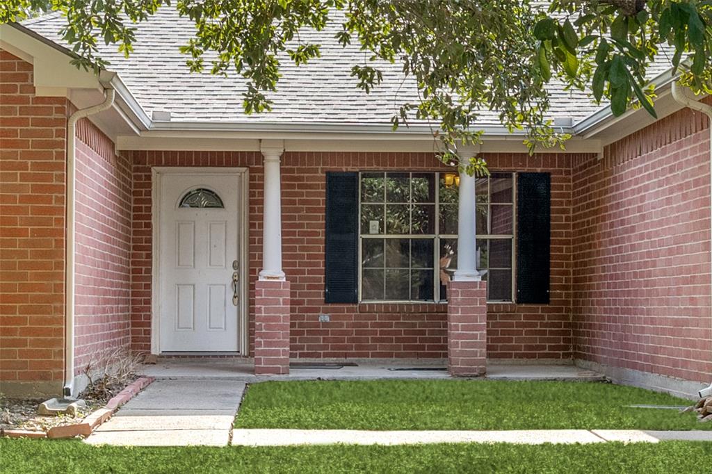 835 Victoria Lakes Drive, Katy, Texas image 1